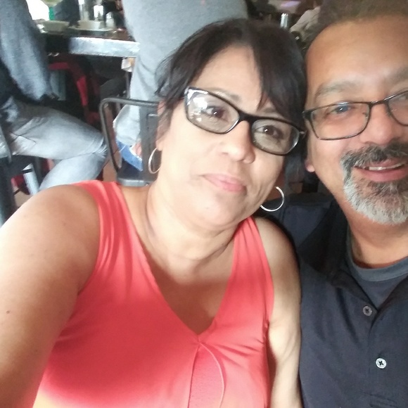 Meet your Posher, Liz - Picture 1 of 1